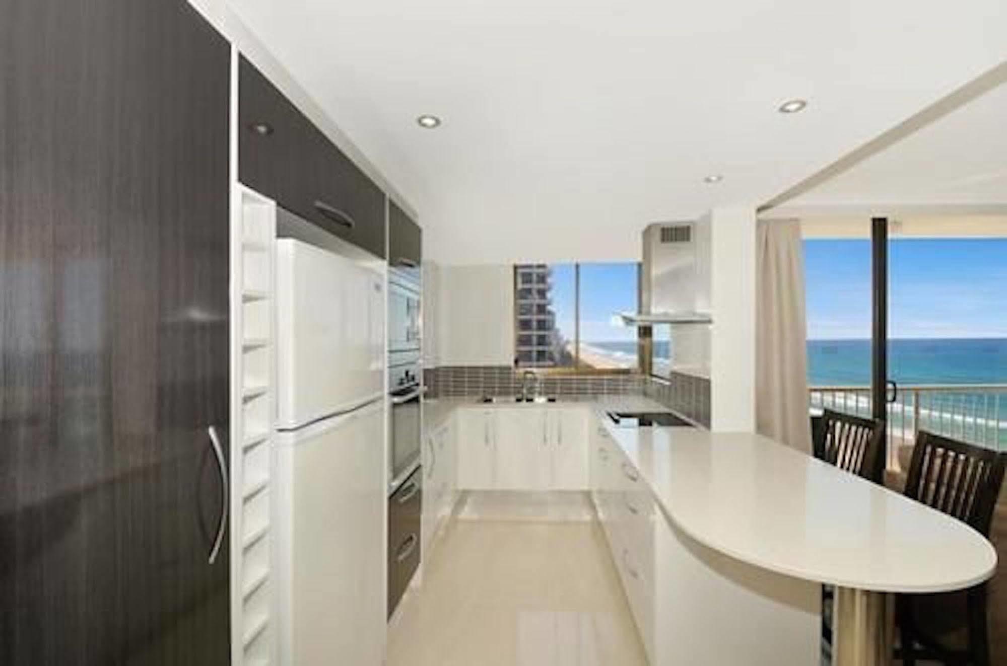 Boulevard Towers On Broadbeach Gold Coast Exterior foto